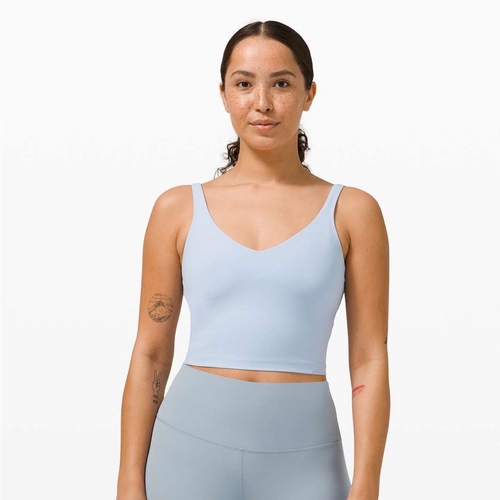 NWOT Lulu Align Tank in Blue Linen (Size 6)